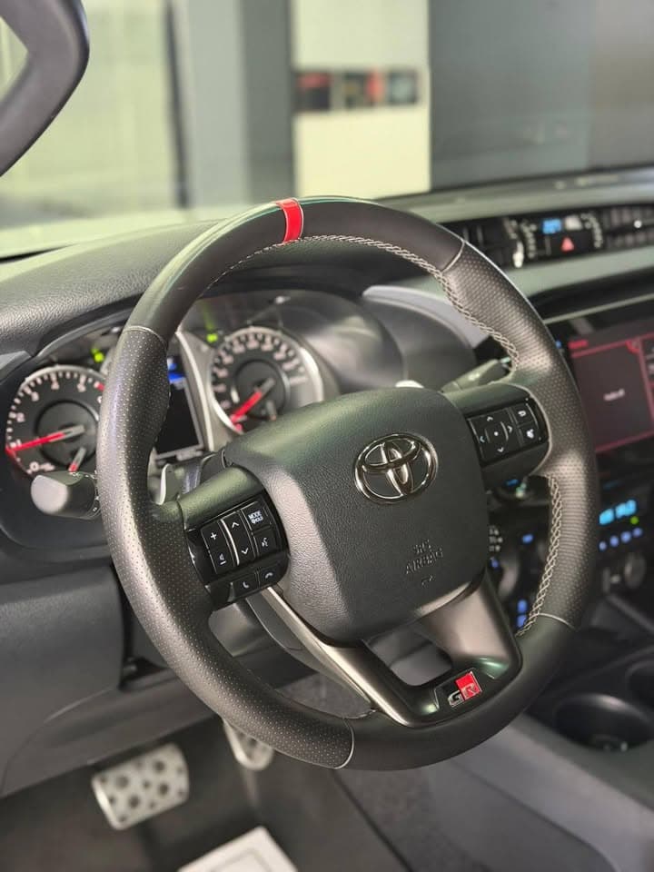 Toyota Hilux GR 2024 - Foto 3