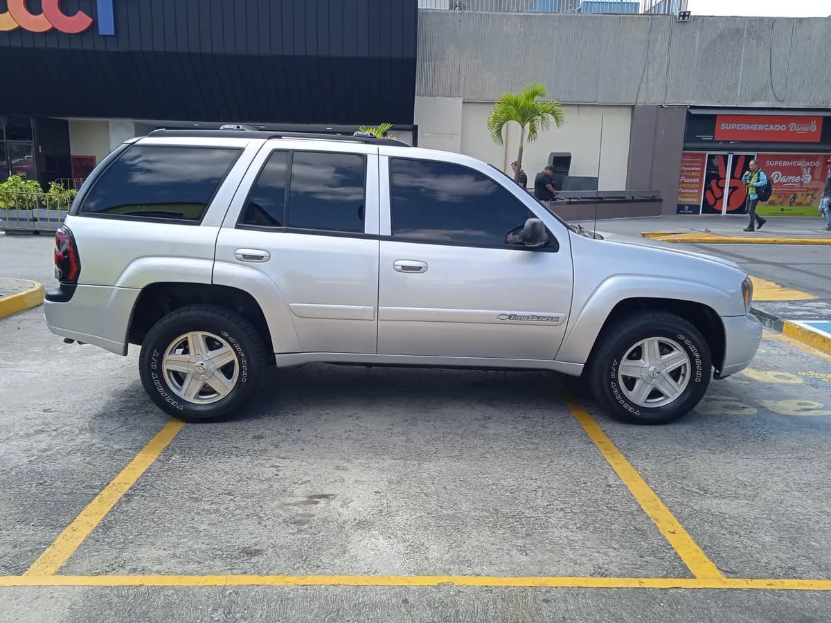 Chevrolet Trailblazer - Foto 4